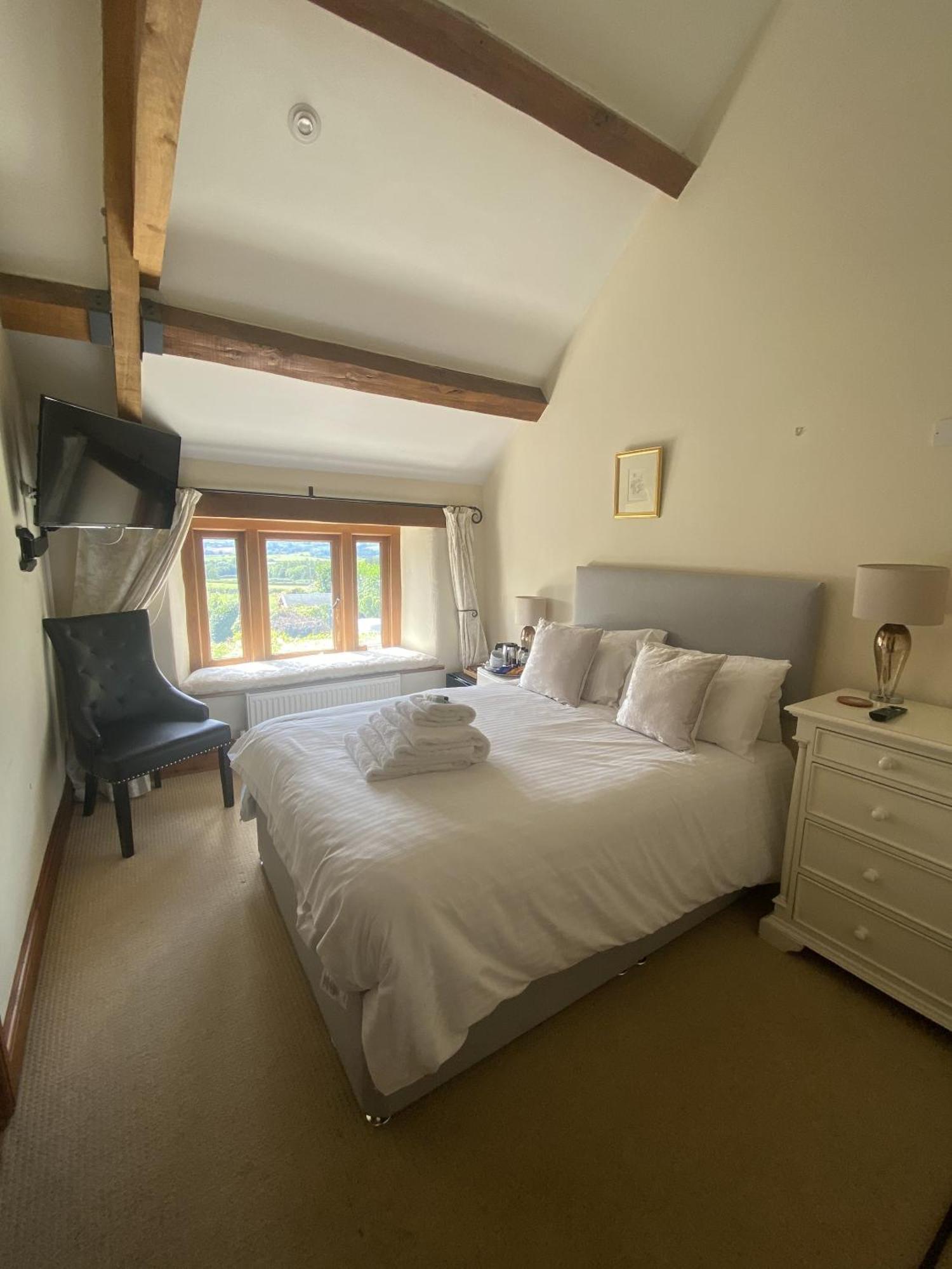 The Rising Sun Inn West Bagborough Room photo