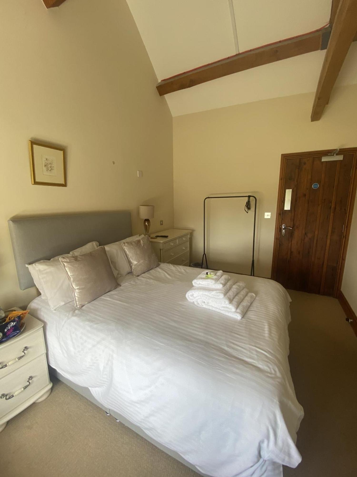 The Rising Sun Inn West Bagborough Room photo
